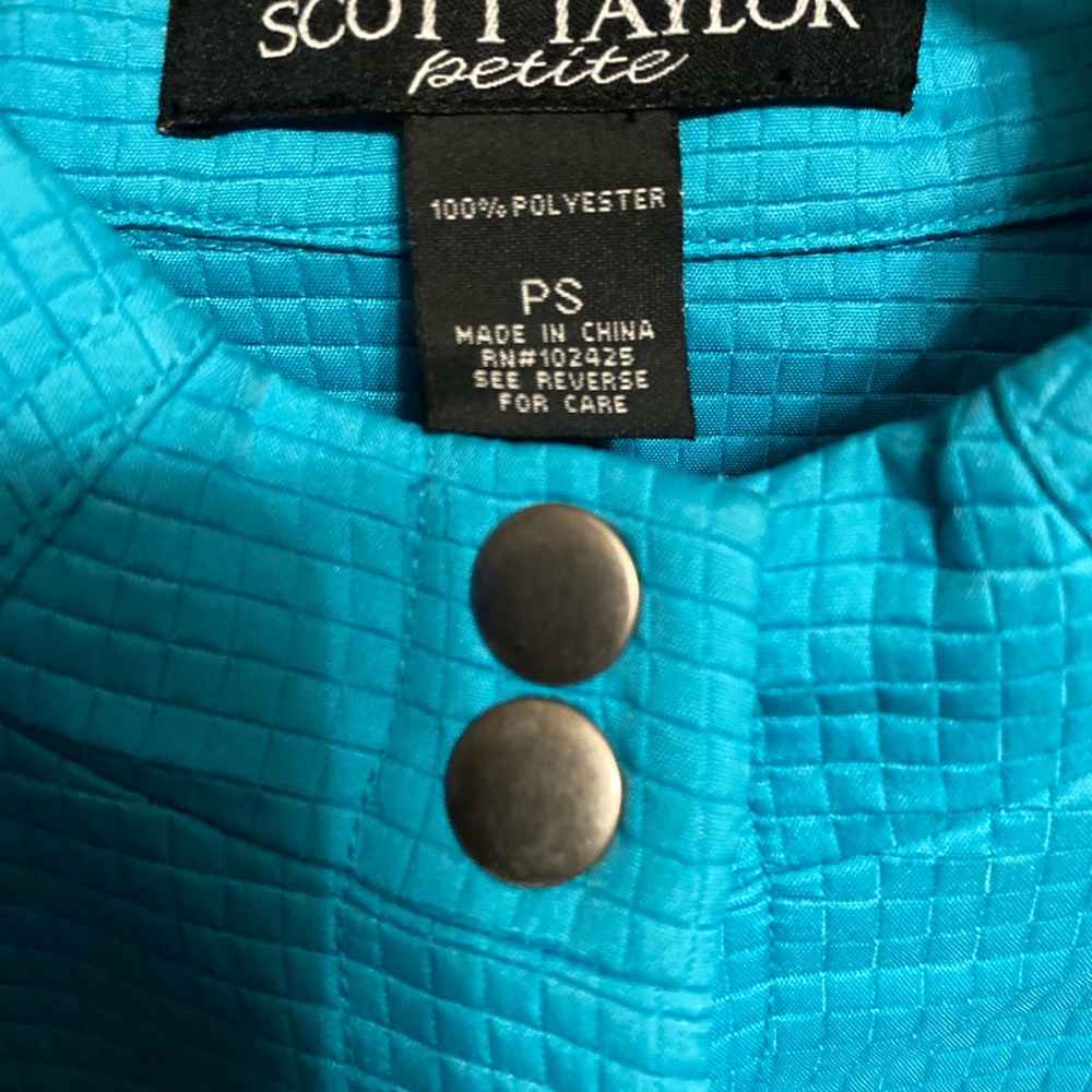 Elegant Teal Women's Blazer - Picture 3 of 3